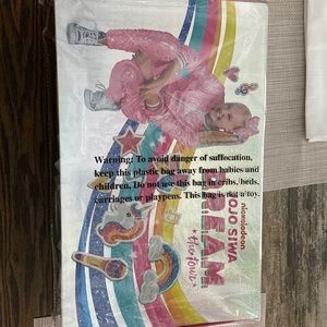 Unused Limited edition JoJo Siwa D.R.E.A.M. VIP tour box